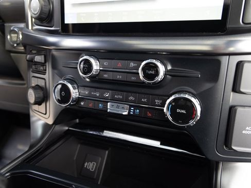 Used 2025 Ford F150 Lariat AWD/4WD image 28