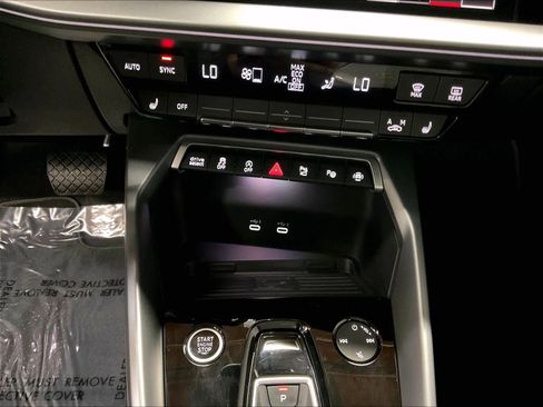Certified 2025 Audi A3 2.0T Premium AWD/4WD image 32