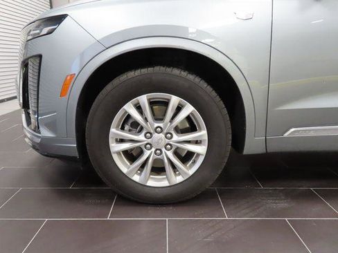 Certified 2024 Cadillac XT6 Luxury FWD image 38
