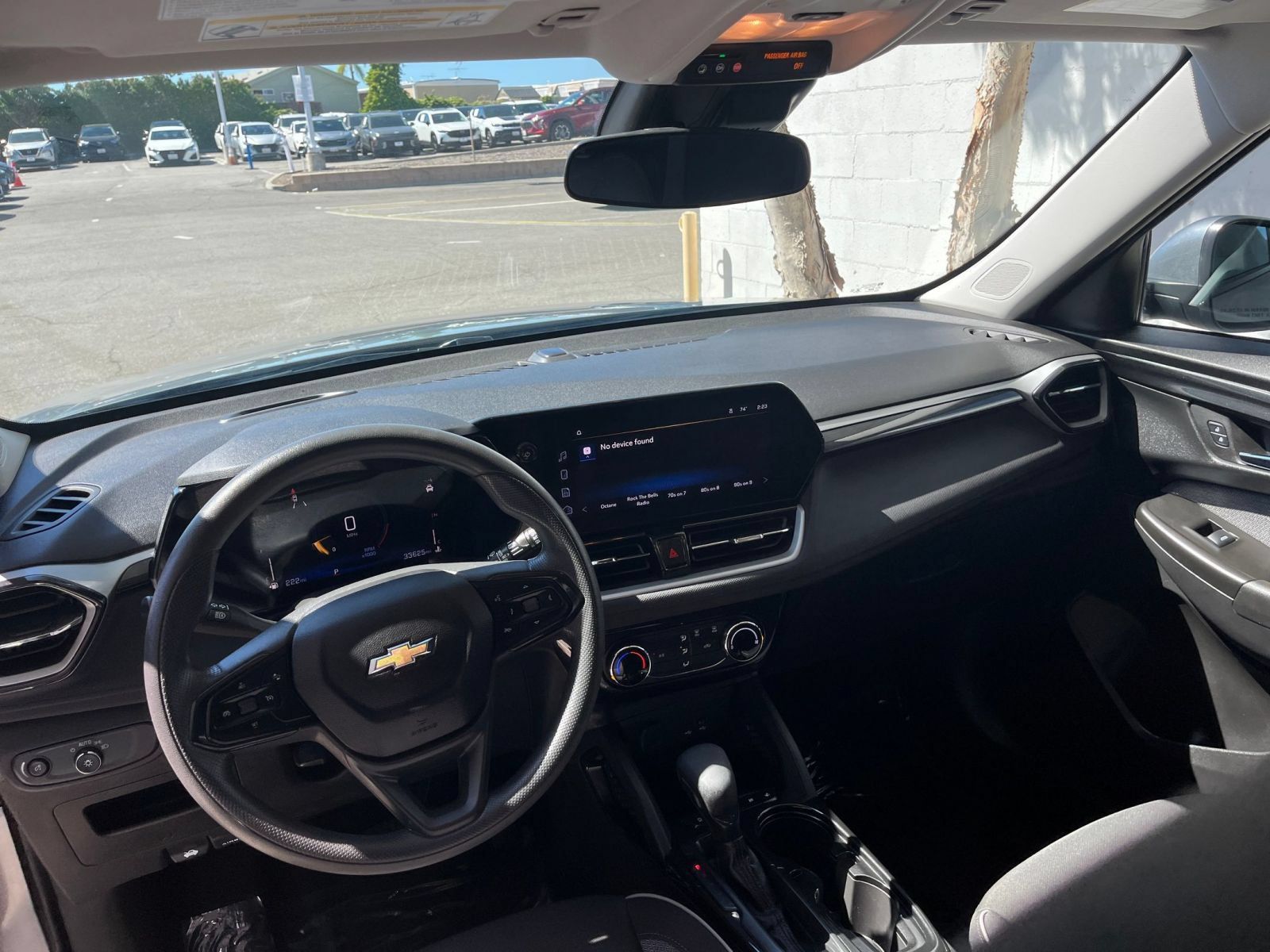Used 2025 Chevrolet TrailBlazer LT FWD image 33