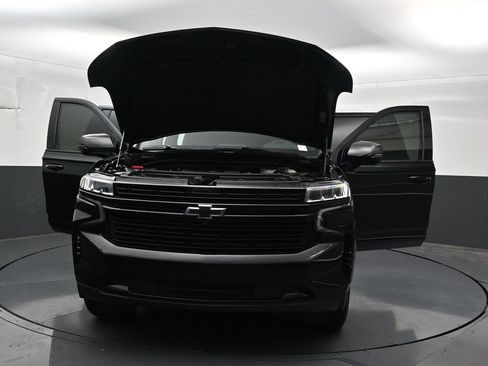 Used 2024 Chevrolet Suburban RST w/ Luxury Package RWD image 38