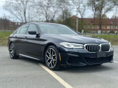 Used 2023 BMW 530i xDrive w/ M Sport Package AWD/4WD image 8