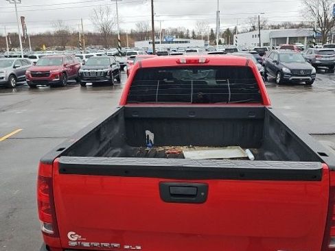 Used 2013 GMC Sierra 1500 SLE w/ Power Tech Package image 8