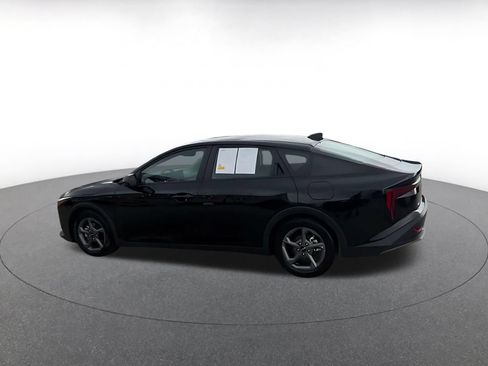 Used 2025 Kia K4 FWD image 9