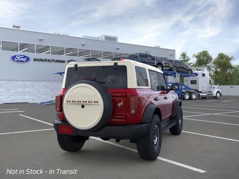 New 2026 Ford Bronco Outer Banks image 8