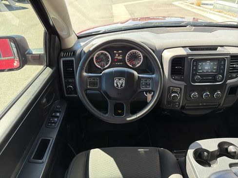 Used 2018 RAM 1500 Express w/ Express Value Package image 32