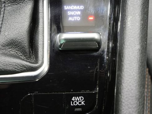 Used 2024 Jeep Compass Limited AWD/4WD image 21