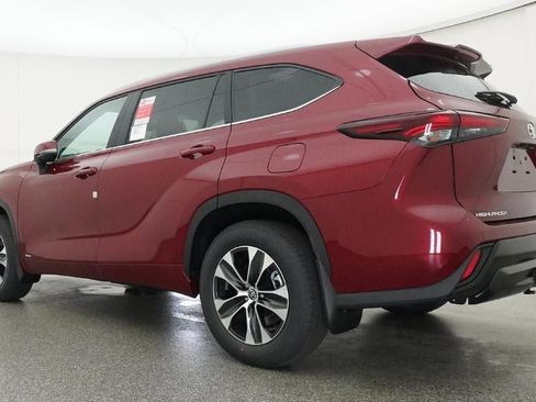 New 2026 Toyota Highlander XLE image 21