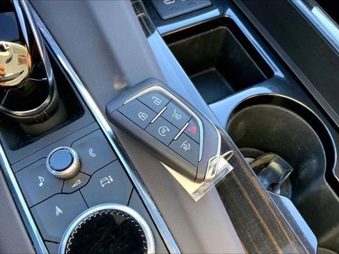 Used 2023 Cadillac Escalade Premium Luxury w/ Performance Package image 11