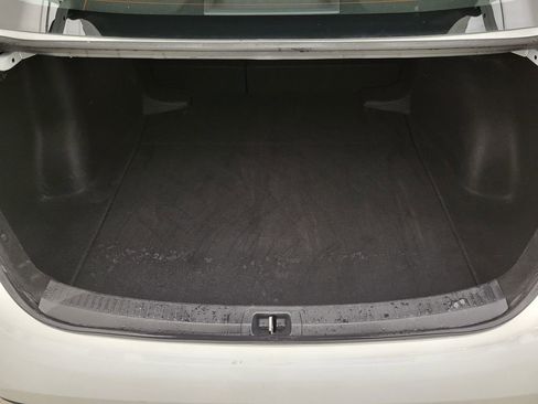 Used 2024 Toyota Corolla LE image 20