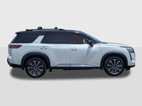 New 2026 Nissan Pathfinder Platinum AWD/4WD image 7