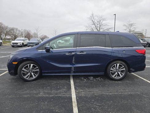 Certified 2023 Honda Odyssey Touring image 18