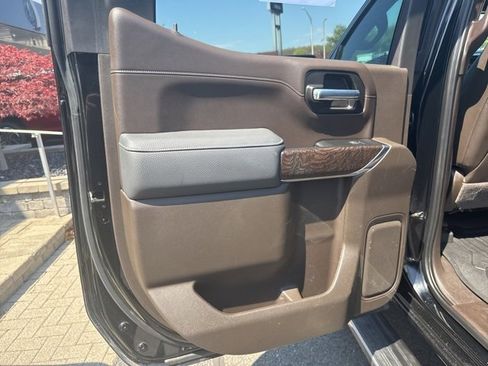 Used 2021 GMC Sierra 1500 Denali w/ Denali Premium Package image 13