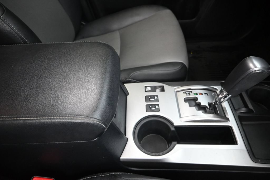 Used 2021 Toyota 4Runner SR5 Premium w/ Moonroof Package RWD image 27