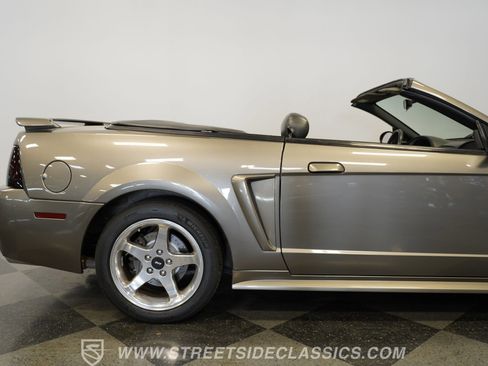Used 2001 Ford Mustang Cobra RWD image 33