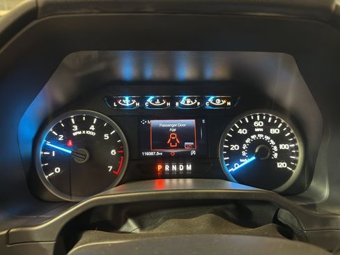 Used 2017 Ford F150 XLT w/ Equipment Group 302A Luxury image 17