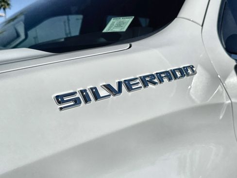 Used 2023 Chevrolet Silverado 1500 LTZ w/ Technology Package image 32