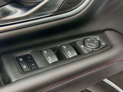 Used 2021 Chevrolet Tahoe RST AWD/4WD image 17
