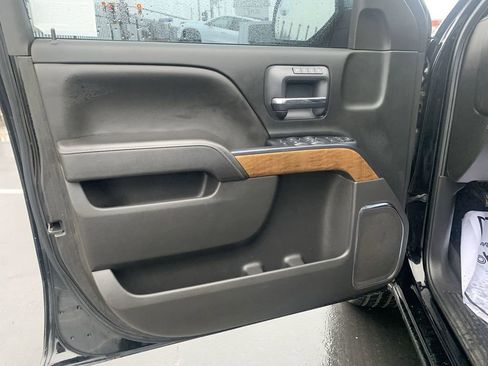 Used 2018 Chevrolet Silverado 1500 LTZ image 21