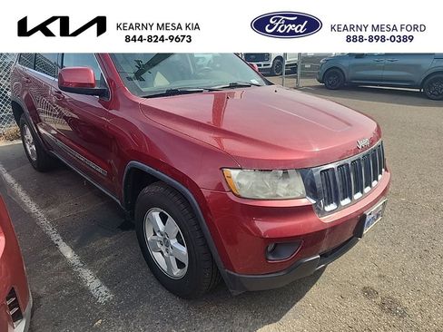 Used 2013 Jeep Grand Cherokee Laredo w/ Laredo E Group image 1