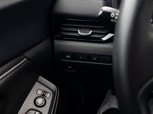 Used 2023 Nissan Sentra SV image 13