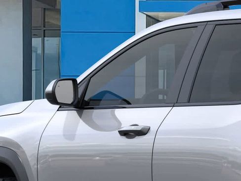 New 2026 Chevrolet Equinox ACTIV image 12