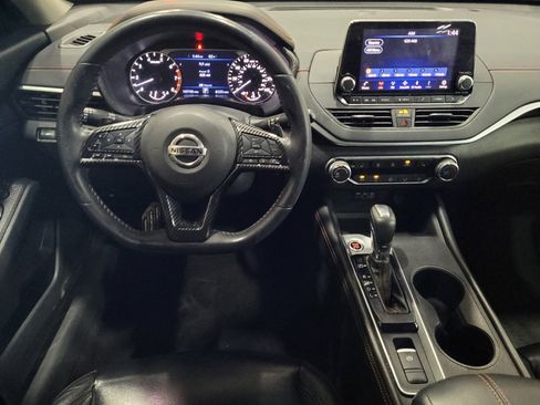 Used 2019 Nissan Altima 2.5 SR w/ SR Premium Package AWD/4WD image 22