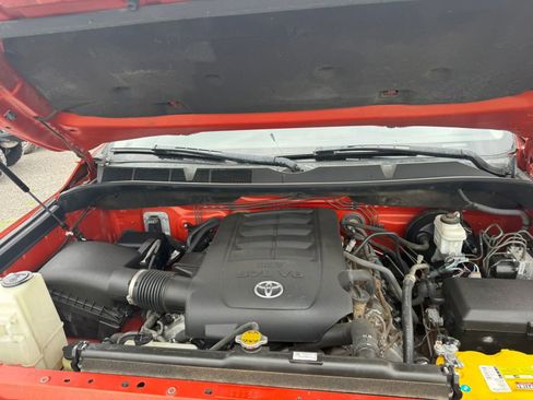 Used 2016 Toyota Tundra SR5 w/ TRD Off Road Package image 11