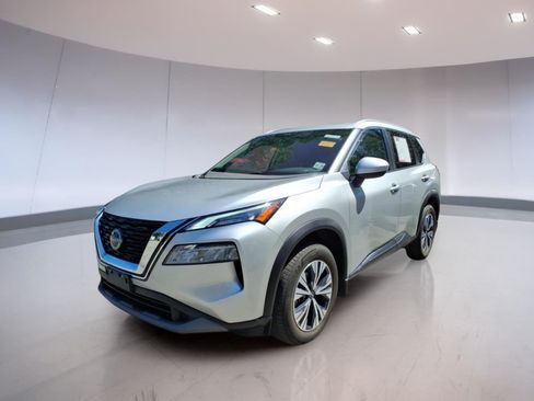 Used 2023 Nissan Rogue SV w/ SV Premium B Package AWD/4WD image 2