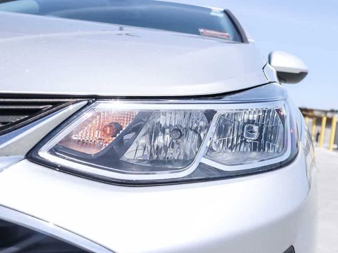 Used 2019 Chevrolet Cruze LS w/ LS Convenience Package FWD image 7