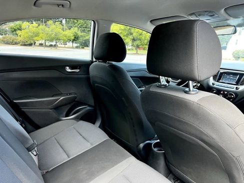 Used 2021 Hyundai Accent SE image 23