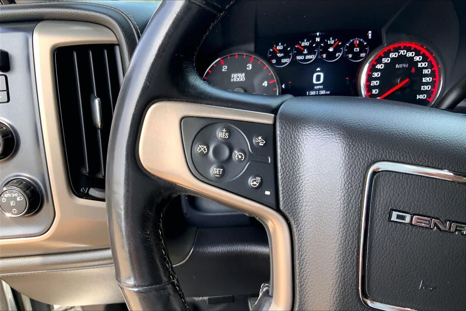 Used 2016 GMC Sierra 2500 Denali w/ Duramax Plus Package AWD/4WD image 22