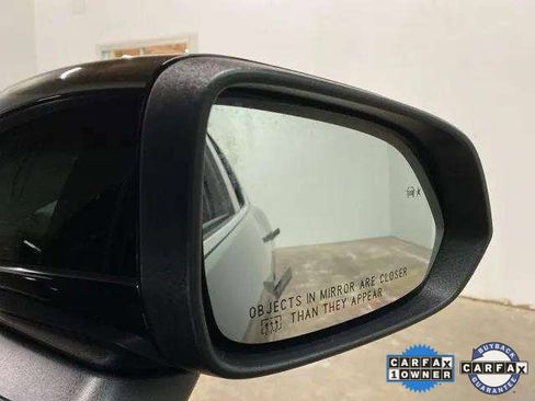 Used 2025 Chevrolet Equinox EV LT w/ Convenience Package image 86