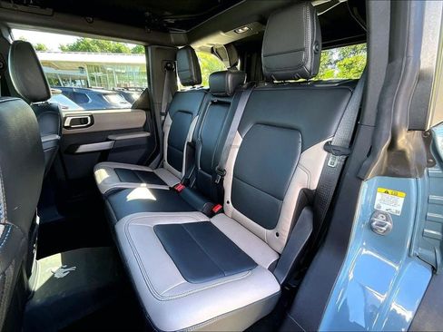 Used 2022 Ford Bronco Wildtrak AWD/4WD image 18