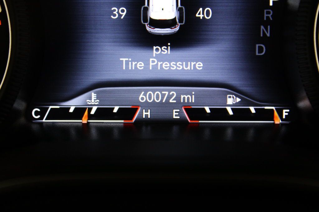 Certified 2021 Jeep Cherokee Latitude Lux w/ Sun & Sound Group AWD/4WD image 10