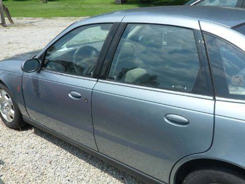 Used 2002 Saturn L-Series L300 w/ Audio Pkg 1 image 10