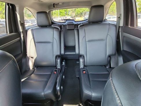 Used 2018 Toyota Highlander Limited Platinum w/ Protection Package #3 image 5
