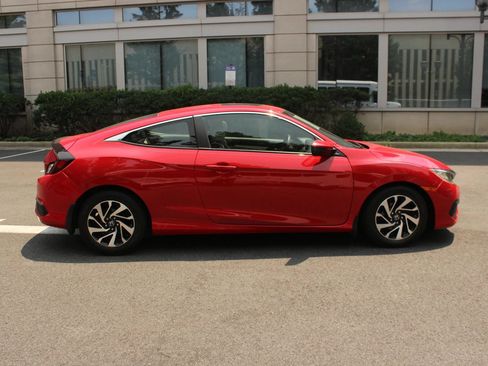 Used 2016 Honda Civic LX-P image 6