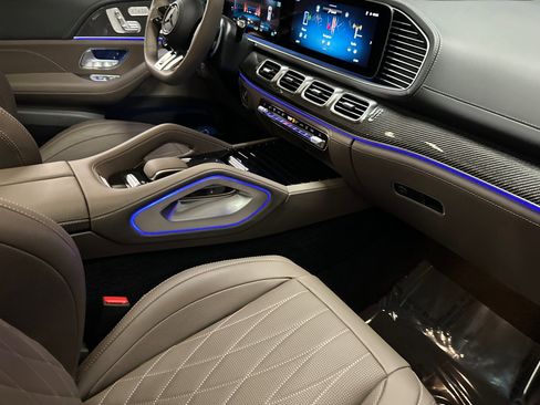 New 2025 Mercedes-Benz GLS 63 AMG 4MATIC image 27