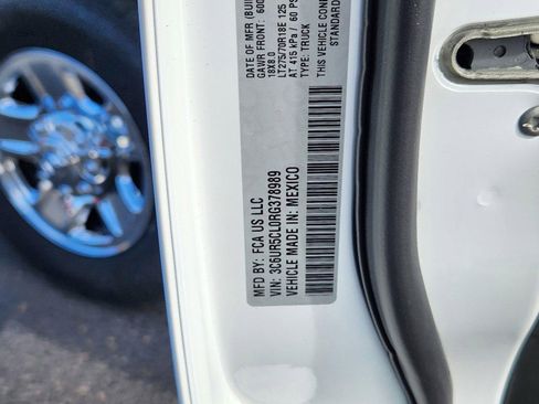 New 2024 RAM 2500 Tradesman w/ Chrome Appearance Group image 23