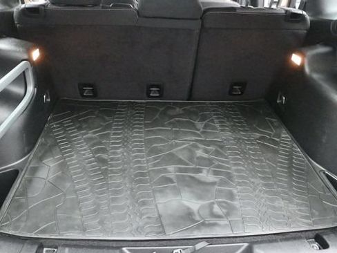 Used 2015 Jeep Cherokee Sport w/ Cold Weather Group AWD/4WD image 24