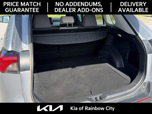 Used 2023 Toyota RAV4 XLE w/ Convenience Package image 11