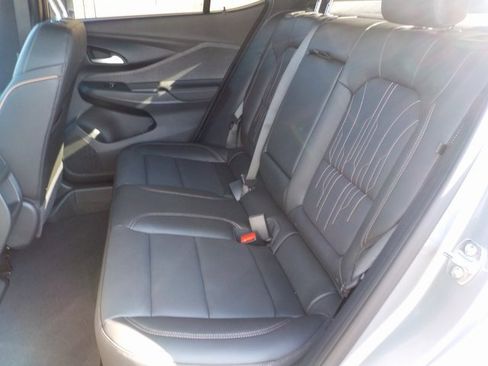 New 2025 Buick Envista Avenir image 17