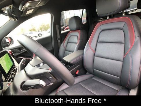 Used 2025 Chevrolet Equinox RS w/ Safety and Technology Package image 12