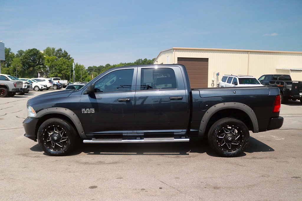 Used 2015 RAM 1500 Express AWD/4WD image 4