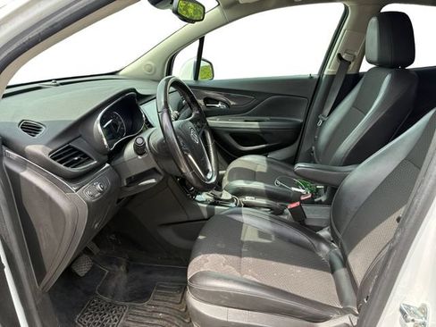 Used 2019 Buick Encore Preferred AWD/4WD image 6