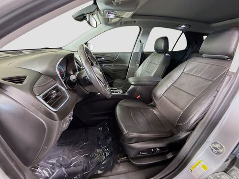 Used 2020 Chevrolet Equinox Premier AWD/4WD image 22