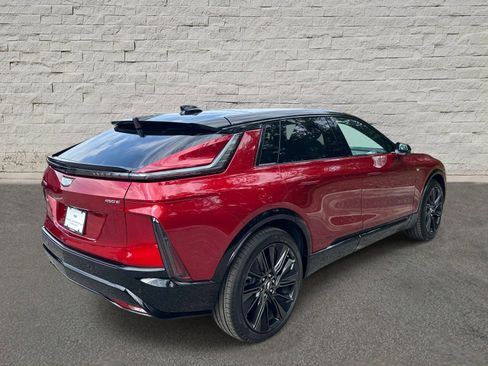 New 2026 Cadillac Lyriq Signature Sport RWD image 5