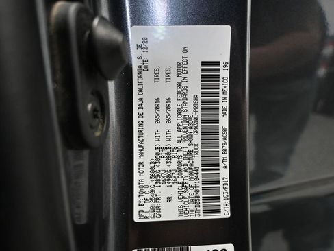 Used 2021 Toyota Tacoma TRD Off-Road w/ Technology Package AWD/4WD image 48