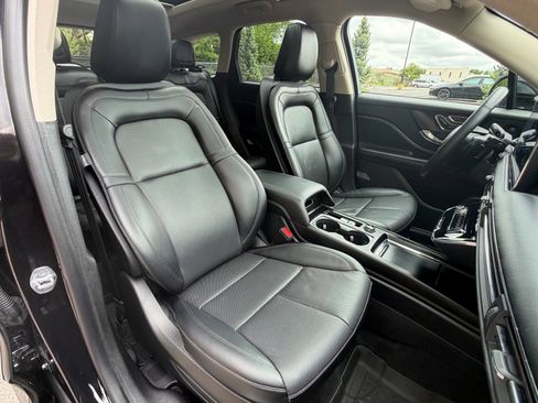 Certified 2023 Lincoln Corsair Reserve w/ Equipment Group 202A AWD/4WD image 12
